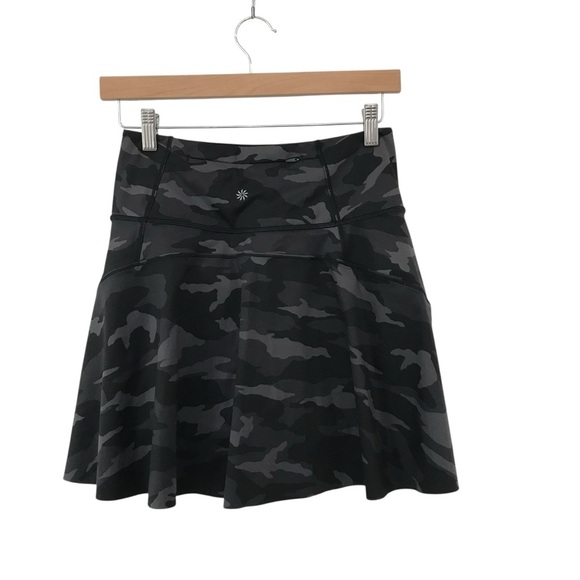 Athleta Women’s Size XS Ace Printed Tennis Skort Camo EUC Run Golf - Picture 2 of 4